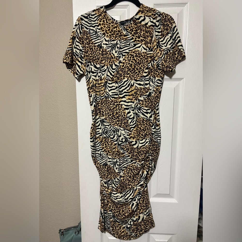 VENUS Beige and Black Animal Print Ruched T-shirt Dress